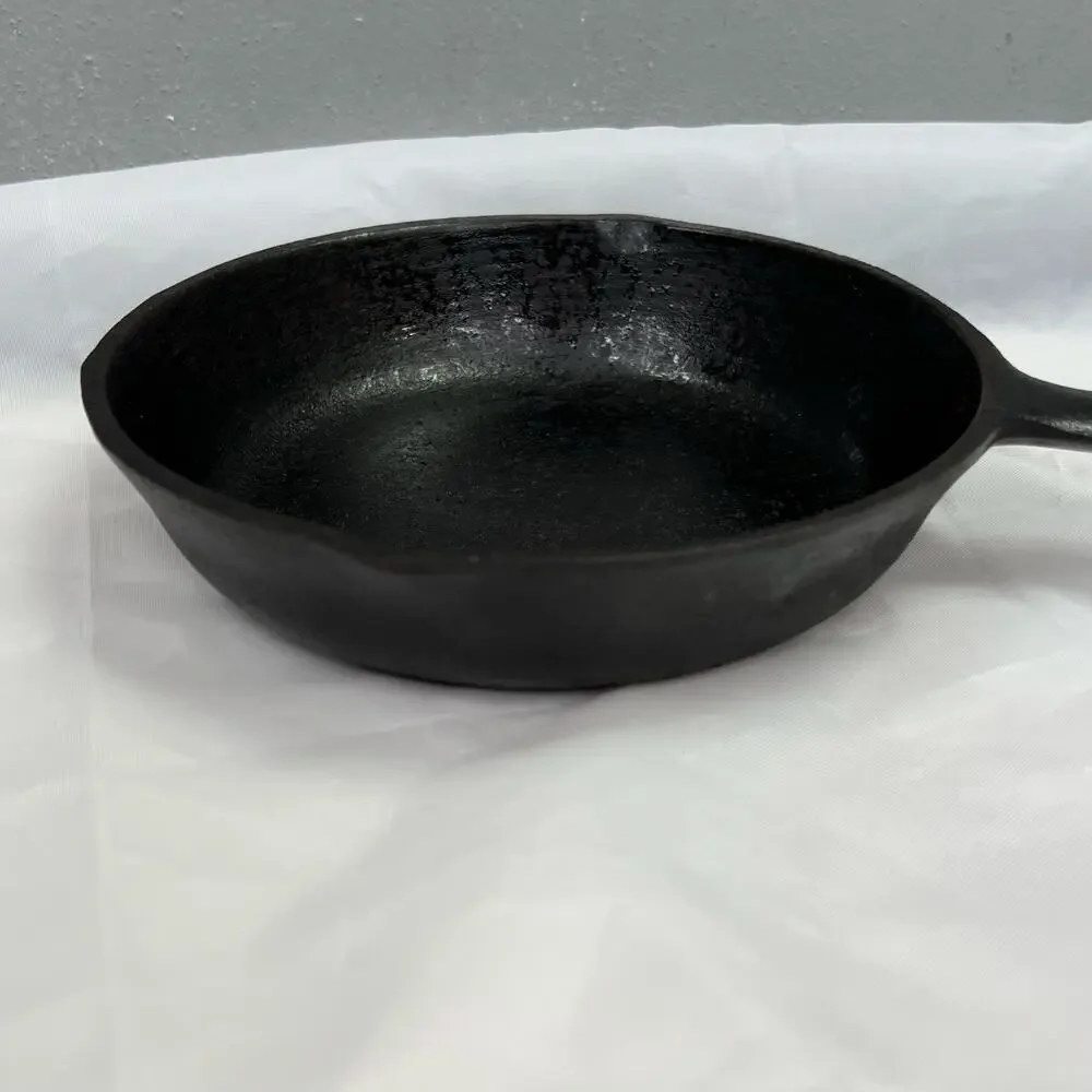 Vintage BSR Cast Iron Skillet No. 3 Fry Pan 6-5/8